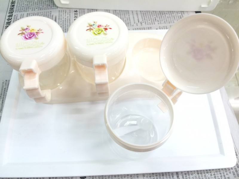 創意傢居調味瓶 帶蓋分格調味罐調料盒 圓形多格帶勺調味盒批發・進口・工廠・代買・代購