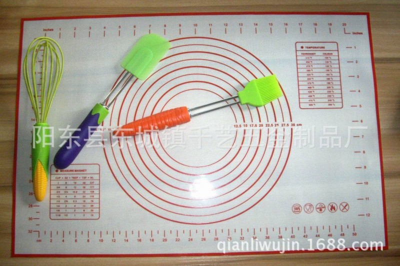 【矽膠烘焙套裝】打蛋器+油刮+油刷+烘烤墊【廠傢14新款搭配】批發・進口・工廠・代買・代購