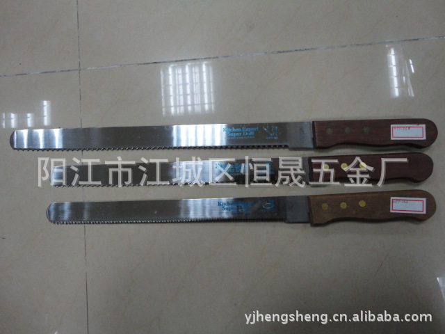 供應木柄麵包刀，不銹鋼麵包刀，木柄蛋糕刀，廚用刀，廚房刀工廠,批發,進口,代購