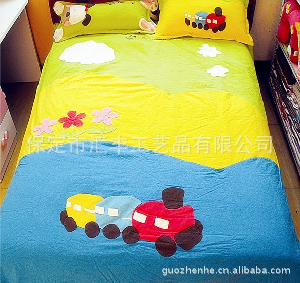 兒童床上用品|床上用品|床上用品廠傢直銷|品牌加盟|狗狗報曉批發・進口・工廠・代買・代購