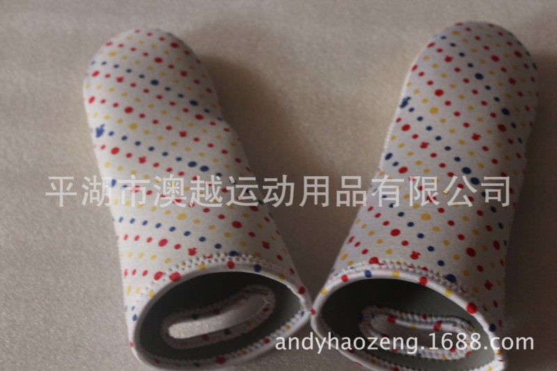 供應潛水料微波爐手套、烤箱手套、耐高溫手套可批發兼零售批發・進口・工廠・代買・代購