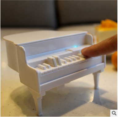 創意時尚高檔鋼琴牙簽盒紫外線消毒殺菌功能傢居桌麵牙簽筒工廠,批發,進口,代購