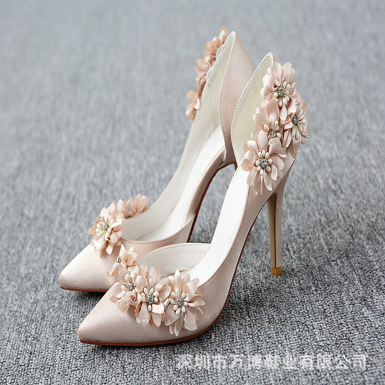 工廠定製新款時尚舒適尖頭花朵細跟女婚鞋淺口新娘婚鞋 一件代發工廠,批發,進口,代購