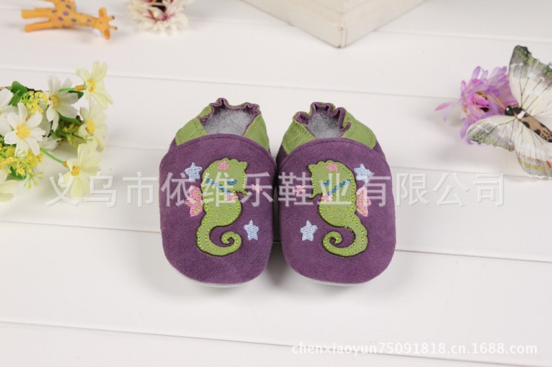 新款紫色海馬繡花貼片真皮軟底防滑寶寶學步鞋，室內軟底鞋工廠,批發,進口,代購