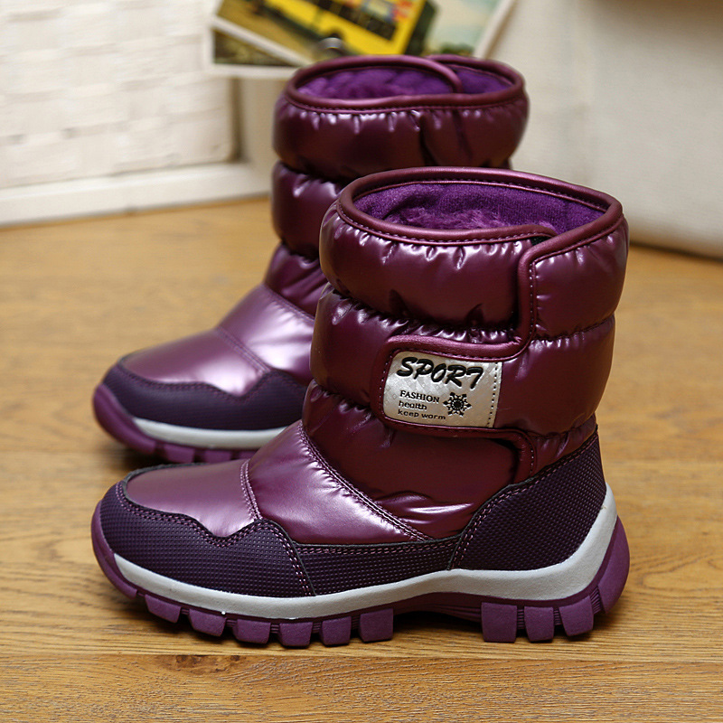 兒童雪靴冬季新款平跟防滑加絨防寒絨麵童鞋高筒時尚雪靴批發工廠,批發,進口,代購