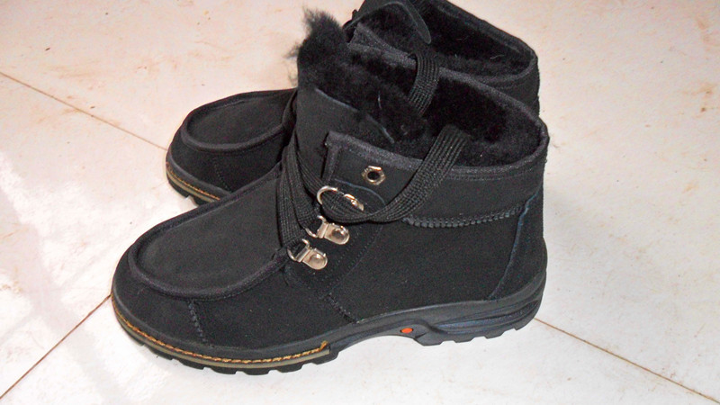 供應新款男鞋雪靴（可按規格數量定做生產）批發・進口・工廠・代買・代購