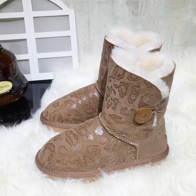 5803 新品雪靴羊皮毛一體女靴保暖防滑牛筋底廠傢直銷一件代發工廠,批發,進口,代購
