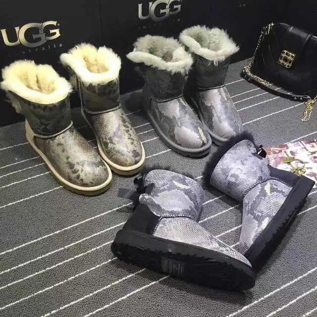 澳洲冬季新款中筒羊皮毛一體雪靴後綁帶蝴蝶系帶蛇紋雪地棉女鞋工廠,批發,進口,代購