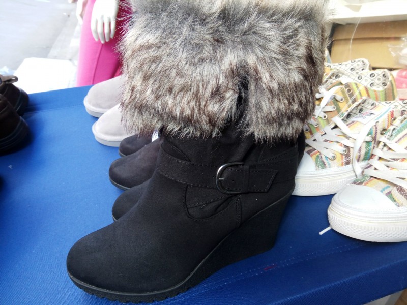 毛口外貿時裝女靴 坡跟秋冬款靴 庫存批發・進口・工廠・代買・代購