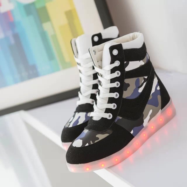 春季新款LED充電發光鞋 韓版鞋底發光時尚男女運動鞋 廠傢直銷工廠,批發,進口,代購