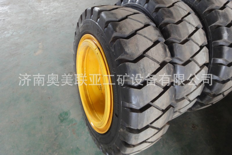 山東廠傢供應12.5-20新型材料充填型輪胎(telio)工廠,批發,進口,代購