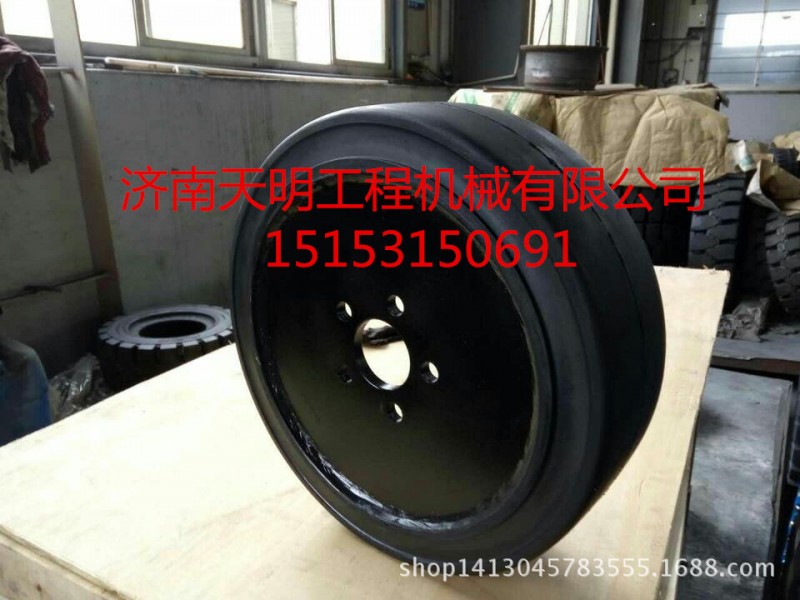 廠傢供應 耐磨高質量銑刨機攤鋪壓配式輪胎620*230*475 壓配式標批發・進口・工廠・代買・代購
