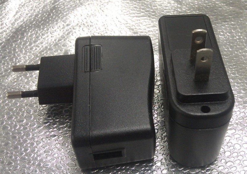 廠傢供應023線卡USB、電源適配器線卡、USB塑膠外殼12W5V批發・進口・工廠・代買・代購