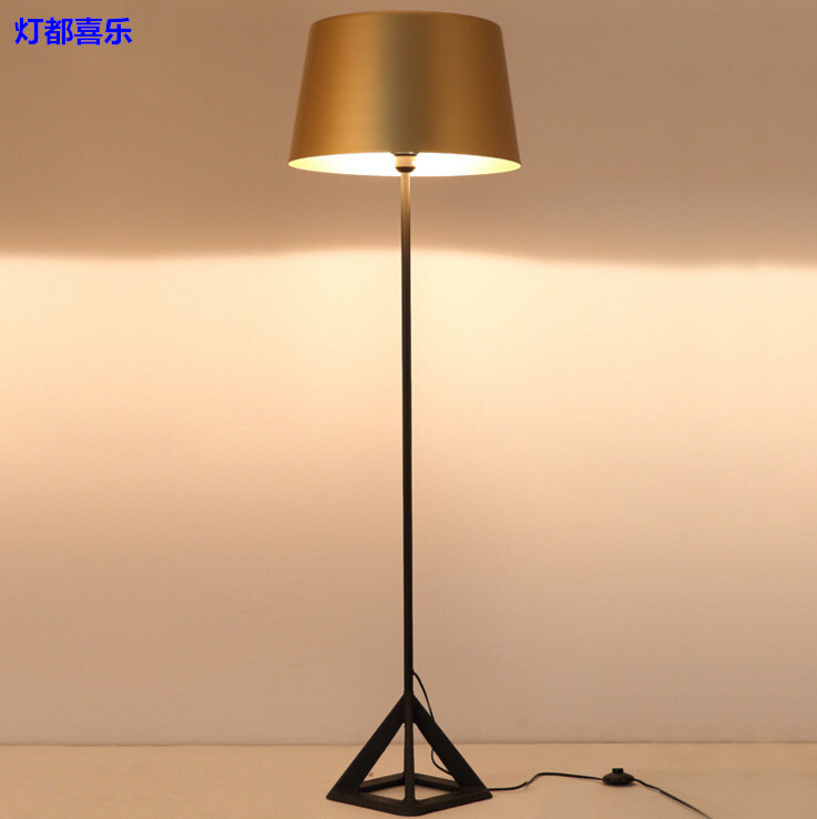 喜樂傢居燈飾 Tom Dixon base 三角個性金屬藝術金沙落地燈工廠,批發,進口,代購
