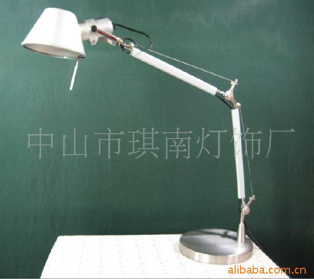 供應臺燈、現代燈、工作臺燈、鋁材臺燈工廠,批發,進口,代購
