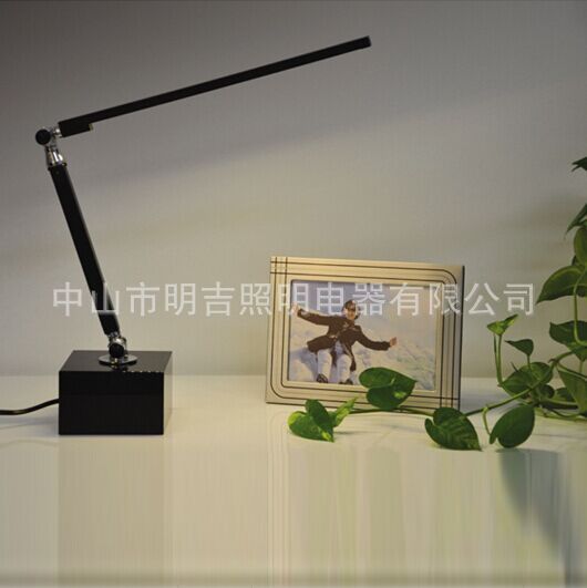 現代簡約 LED臺燈 閱讀燈 水晶臺燈批發・進口・工廠・代買・代購