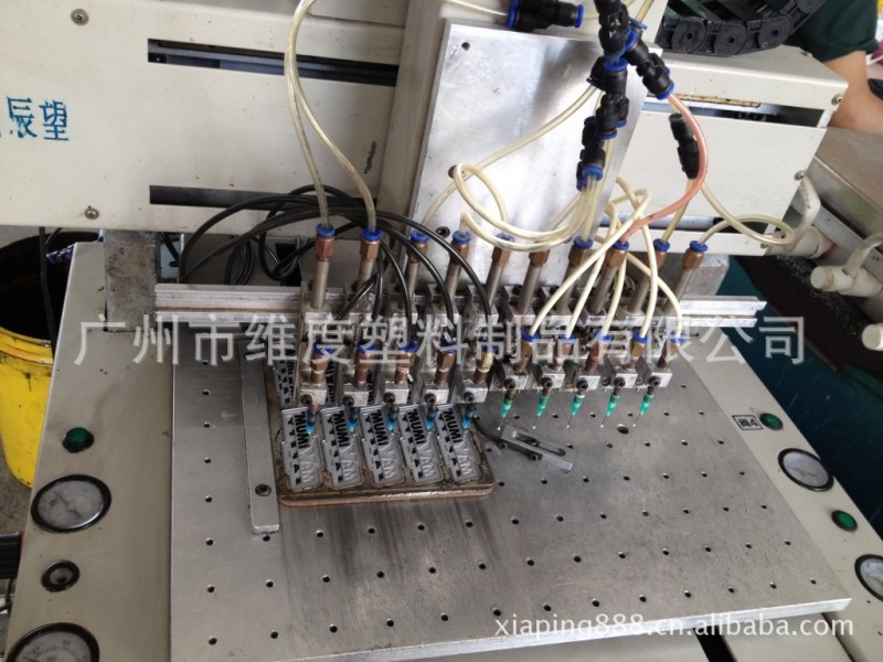 PVC矽膠工藝禮品加工機,微量射出設備 廣州辰望批發・進口・工廠・代買・代購