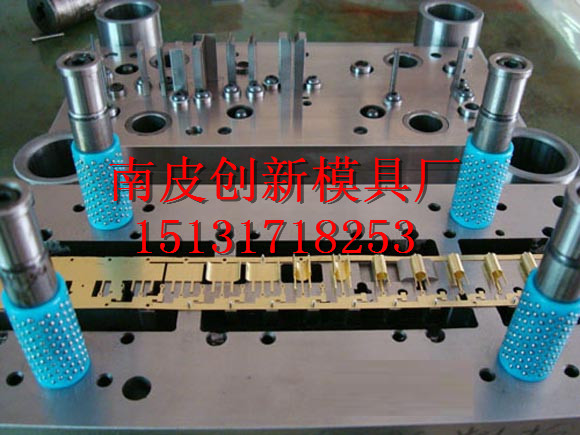 沖壓模具廠傢專業製作模具 沖壓 拉伸 成型模具 連續模具 可定製工廠,批發,進口,代購