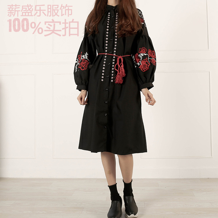 2017年秋裝韓版女裝 復古重工刺繡民族風長款系帶泡泡袖連衣裙工廠,批發,進口,代購