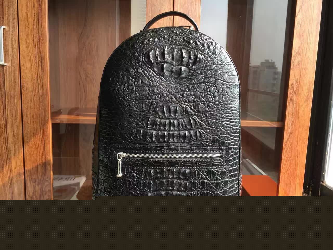 鱷魚皮雙肩背囊 男女通用款休閒旅行雙肩背包 容量大 實用款包包工廠,批發,進口,代購