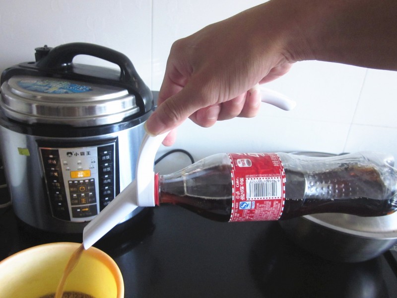 Bottled Beverage Handle 瓶裝飲料手柄 可樂手提飲用器抓手批發・進口・工廠・代買・代購