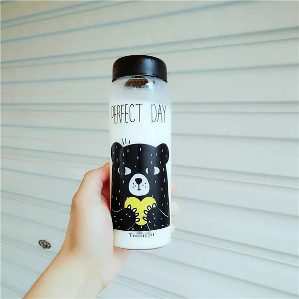 韓國可愛卡通創意小熊玻璃杯學生情侶便攜倒立熊黑白色隨手水杯子工廠,批發,進口,代購