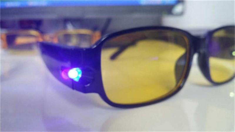 LED帶燈老花鏡 帶燈眼鏡 韓國納米增視鏡廠傢直銷批發 會銷禮品批發・進口・工廠・代買・代購