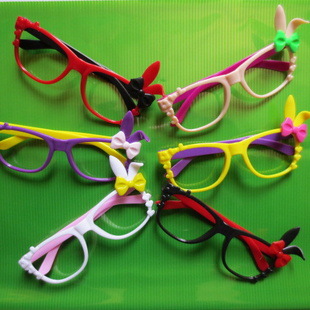 低價兔八哥兒童鏡架最新款時尚兒童眼鏡架暑期熱賣淘寶贈品工廠,批發,進口,代購