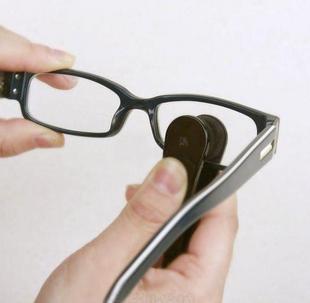 廠傢直銷~新款~方便功能攜帶型眼鏡擦批發・進口・工廠・代買・代購
