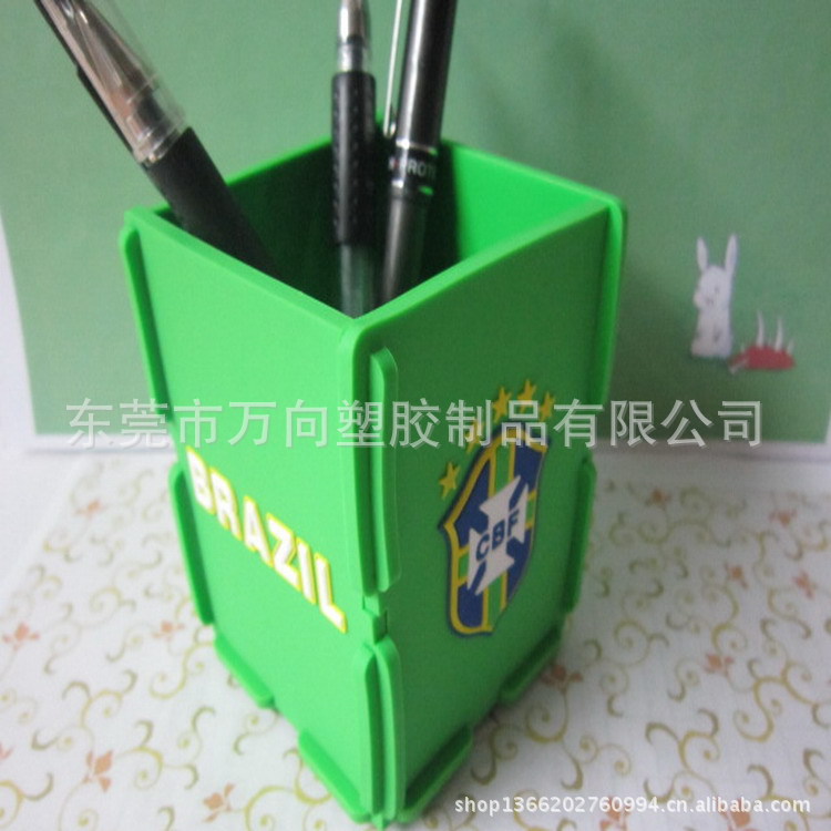 2014世界杯巴西隊微pvc軟膠筆筒 滴膠筆筒 個性塑膠筆筒批發・進口・工廠・代買・代購