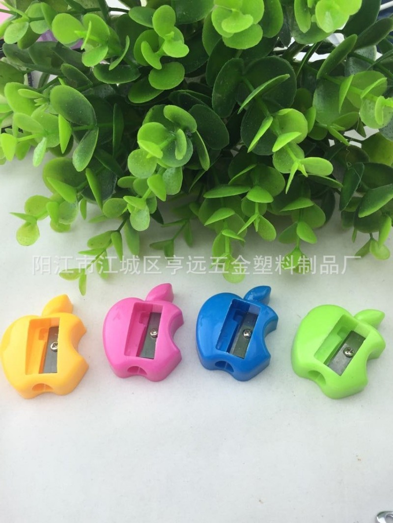 現貨批發 眉筆卷筆刀 單孔眉筆刨 進口刀片自帶清潔小棒削筆器工廠,批發,進口,代購