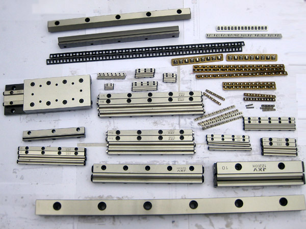 生產交叉滾子導軌、滾針導軌、滾柱導軌批發・進口・工廠・代買・代購