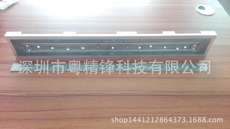 深圳粵精鋒，專業蝕刻刀模，雕刻刀模，自動吸費刀模加工批發・進口・工廠・代買・代購