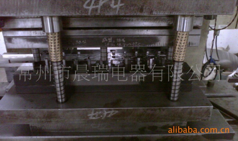 連續級進模具製作工廠,批發,進口,代購