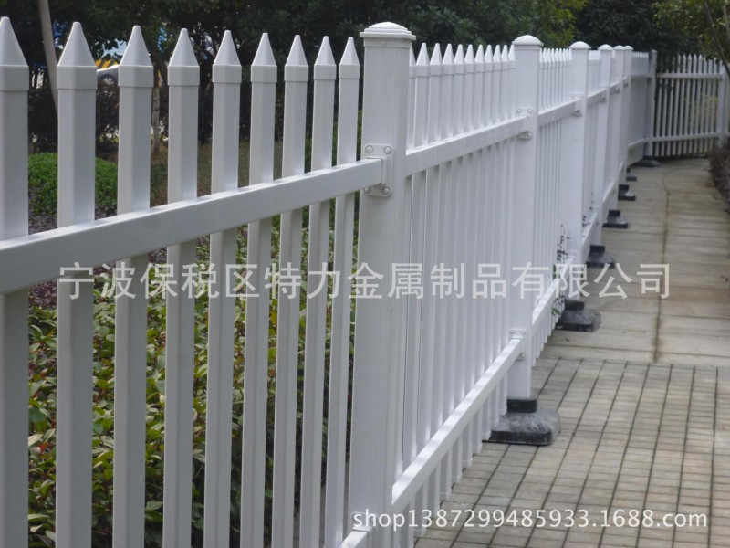 特力金屬專業製造各種小區柵欄，園林，學校，公園PVC柵欄工廠,批發,進口,代購