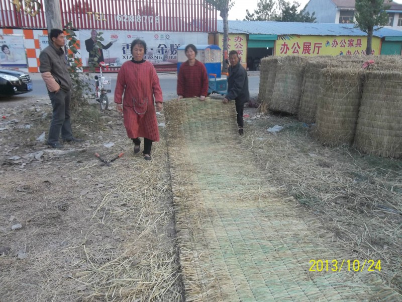 草苫子用於蔬菜大棚，路麵保溫，園林綠化，墊車廂等工廠,批發,進口,代購