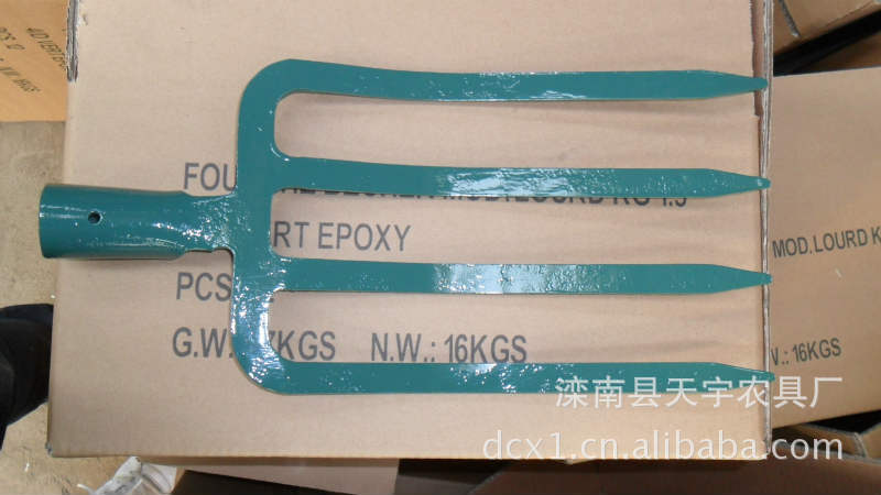 供應農具鋼鍬，鋼鎬，鋼叉，耙子(圖)工廠,批發,進口,代購