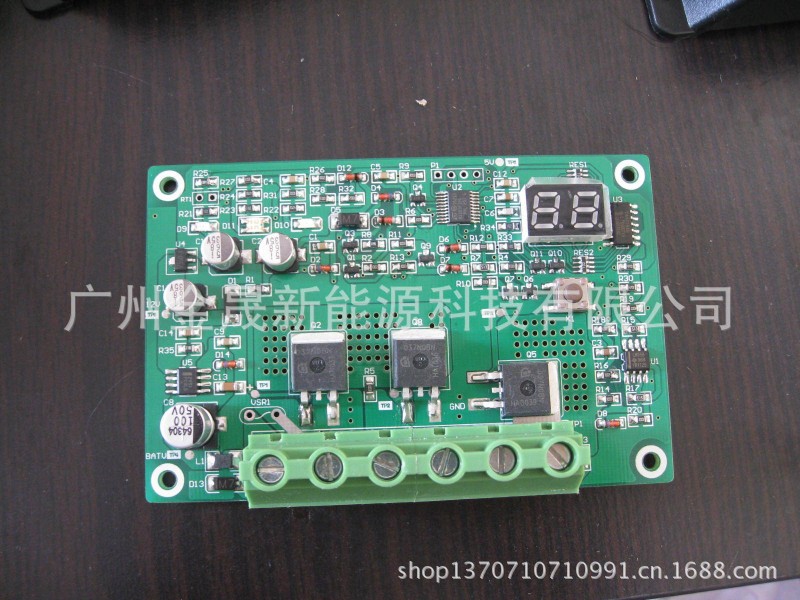 廠傢供應太陽能控製器30A-12/24V 可設置光時控太陽能控製器工廠,批發,進口,代購