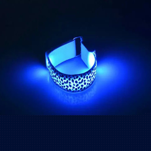 豹紋臂帶 發光led臂帶 運動護肩 戶外用品 助威道具 溜冰舞蹈批發工廠,批發,進口,代購