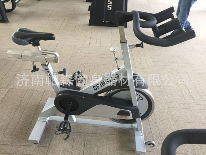 廠傢直銷健身房商用動感單車出口品質鏈條傳動動感單車批發・進口・工廠・代買・代購